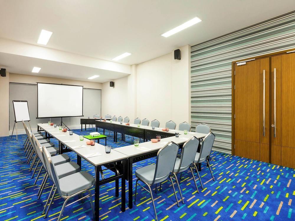 Deka Hotel Surabaya Hr Muhammad Екстериор снимка